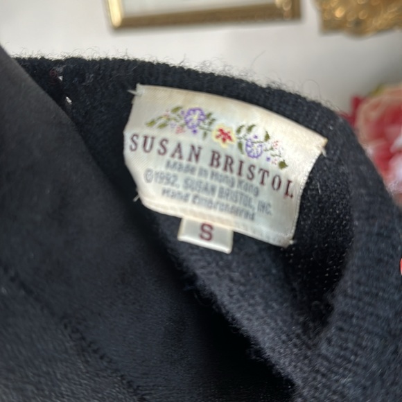 Christmas Sweater - Picture 3 of 3